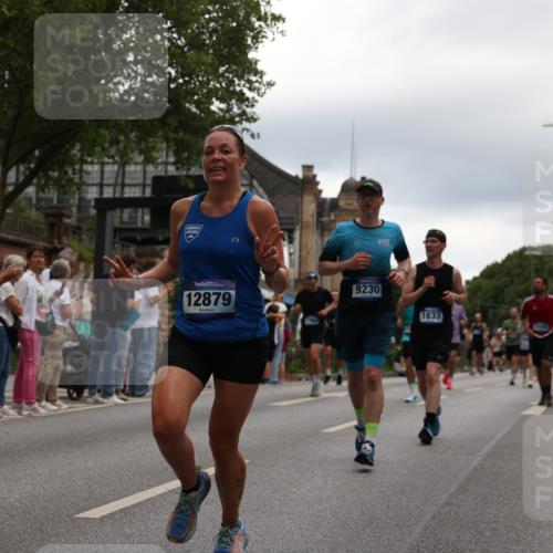 29.06.2025 - hella hamburg halbmarathon Yannick Fuchs http://msf.ph/oto/8344523 29.06.2025 10:52:22 20KM 1319, 1833, 2159, 2250, 2619, 2656, 2711, 2996, 3251, 4550, 4708, 4767, 5277, 5675, 6138, 6147, 6592, 7082, 7659, 7856, 8089, 9230, 9553, 9555, 10020, 10268, 10319, 10518, 10703, 11394, 11605, 11808, 11846, 12378, 12495, 12585, 12734, 12735, 12879, 13287, 13512, 13654, 13694, 13880, 14355, 14673, 15197, 15434, 15527, 16189, 17531, 17665, 17814, 17827, 17967, 18727, 18985 meine-sportfotos.de