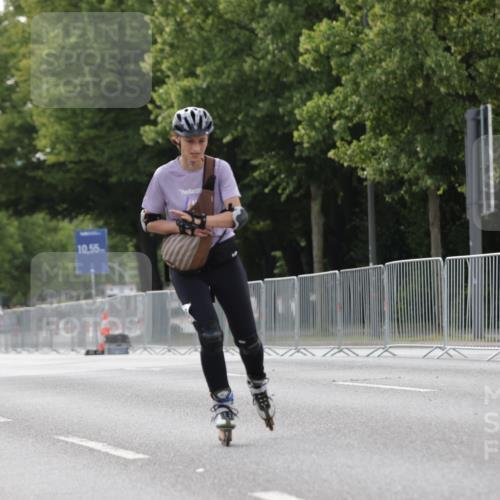 29.06.2025 - hella hamburg halbmarathon Jannik Wohlers http://msf.ph/oto/8344630 29.06.2025 09:02:50 Lombardsbrücke  meine-sportfotos.de