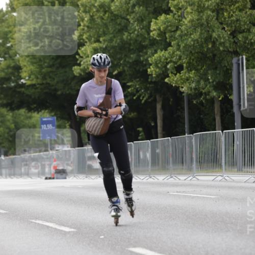 29.06.2025 - hella hamburg halbmarathon Jannik Wohlers http://msf.ph/oto/8344635 29.06.2025 09:02:50 Lombardsbrücke  meine-sportfotos.de