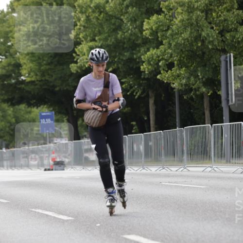 29.06.2025 - hella hamburg halbmarathon Jannik Wohlers http://msf.ph/oto/8344650 29.06.2025 09:02:50 Lombardsbrücke  meine-sportfotos.de