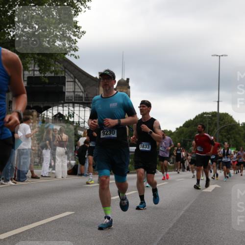 29.06.2025 - hella hamburg halbmarathon Yannick Fuchs http://msf.ph/oto/8344655 29.06.2025 10:52:22 20KM 1319, 1833, 2159, 2250, 2619, 2656, 2711, 2996, 3251, 4550, 4708, 4767, 5277, 5675, 6138, 6147, 6592, 7082, 7659, 7856, 8089, 9230, 9553, 9555, 10020, 10268, 10319, 10518, 10703, 11394, 11605, 11808, 11846, 12378, 12495, 12585, 12734, 12735, 12879, 13287, 13512, 13654, 13694, 13880, 14355, 14673, 15197, 15434, 15527, 16189, 17531, 17665, 17814, 17827, 17967, 18727, 18985 meine-sportfotos.de