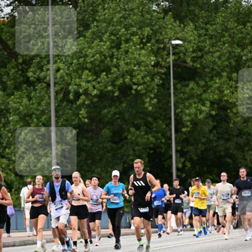 29.06.2025 - hella hamburg halbmarathon Dr. Thomas Lammeyer http://msf.ph/oto/8344757 29.06.2025 10:40:32 Kennedybrücke 1036, 1102, 1183, 1224, 1284, 1717, 3243, 3741, 3990, 4902, 4937, 5012, 5171, 5240, 5246, 5531, 5540, 5747, 5919, 6021, 6381, 6417, 6845, 6896, 7927, 8530, 9229, 9295, 9694, 9701, 10119, 10336, 10341 meine-sportfotos.de