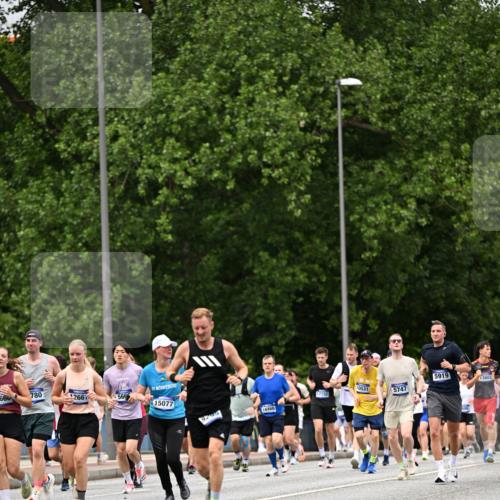29.06.2025 - hella hamburg halbmarathon Dr. Thomas Lammeyer http://msf.ph/oto/8344915 29.06.2025 10:40:33 Kennedybrücke 1036, 1102, 1183, 1224, 1284, 3243, 3741, 3990, 4902, 4937, 5012, 5171, 5240, 5246, 5540, 5747, 5919, 6021, 6381, 6417, 6896, 7927, 8530, 9229, 9295, 9694, 9701, 10119, 10336, 10341, 10531 meine-sportfotos.de
