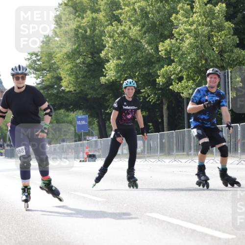 29.06.2025 - hella hamburg halbmarathon Jannik Wohlers http://msf.ph/oto/8344978 29.06.2025 09:03:05 Lombardsbrücke  meine-sportfotos.de