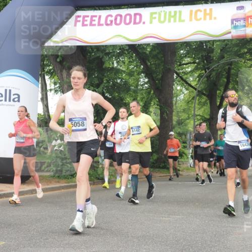 29.06.2025 - hella hamburg halbmarathon KatJ http://msf.ph/oto/8345083 29.06.2025 10:49:27 Zwischen KM18-KM19 1147, 2661, 3625, 5058, 5379, 6142 meine-sportfotos.de