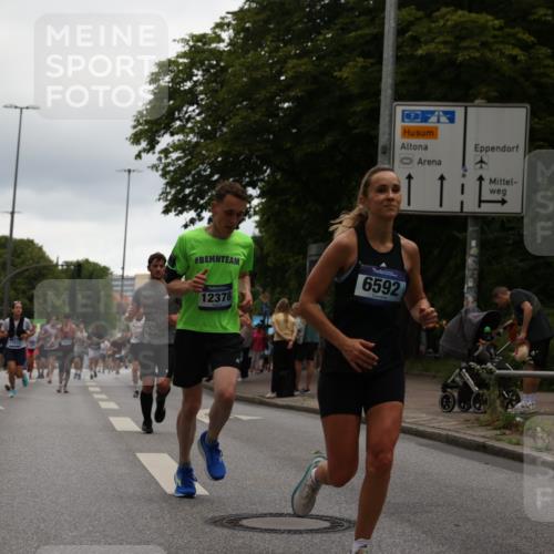 29.06.2025 - hella hamburg halbmarathon Yannick Fuchs http://msf.ph/oto/8345152 29.06.2025 10:52:23 20KM 1319, 1833, 2159, 2250, 2619, 2656, 2711, 2996, 3251, 4550, 4708, 4767, 5277, 5675, 6138, 6147, 6592, 7082, 7659, 7856, 8089, 9230, 9553, 9555, 10020, 10268, 10319, 10518, 10703, 11394, 11605, 11808, 11846, 12378, 12495, 12734, 12735, 12879, 13287, 13512, 13654, 13694, 14355, 14673, 15197, 15434, 15527, 16189, 17531, 17665, 17814, 17827, 17967, 18727, 18985 meine-sportfotos.de