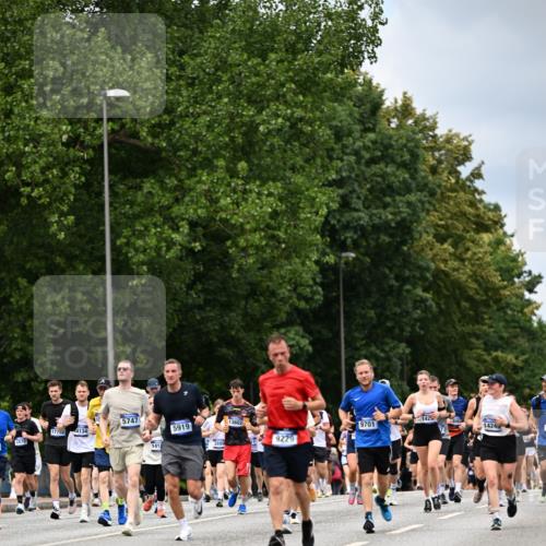 29.06.2025 - hella hamburg halbmarathon Dr. Thomas Lammeyer http://msf.ph/oto/8345224 29.06.2025 10:40:34 Kennedybrücke 1036, 1102, 1183, 1224, 1284, 3243, 3699, 3741, 3990, 4902, 4937, 5012, 5171, 5240, 5246, 5540, 5747, 5919, 6417, 6896, 7927, 8530, 9229, 9295, 9694, 9701, 10119, 10336, 10341, 10531 meine-sportfotos.de