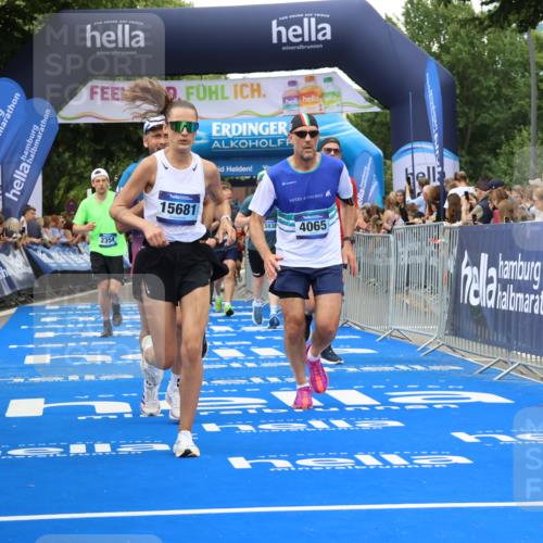 29.06.2025 - hella hamburg halbmarathon Strokosch-Dieckow http://msf.ph/oto/8345280 29.06.2025 10:53:18 Ziel 1683, 1727, 2074, 2354, 4065, 6198, 6629, 6942, 7312, 7383, 8273, 8361, 8651, 9142, 11844, 12490, 12875, 13997, 15179, 15681, 15838, 16929, 18134, 18901 meine-sportfotos.de