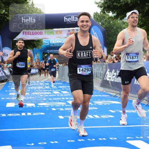 29.06.2025 - hella hamburg halbmarathon Strokosch-Dieckow http://msf.ph/oto/8345366 29.06.2025 10:32:36 Ziel 1707, 1990, 7965, 8062, 11877, 12987, 13199, 13961, 14293, 14908, 16619, 17117, 17151, 18135, 18562, 18563 meine-sportfotos.de