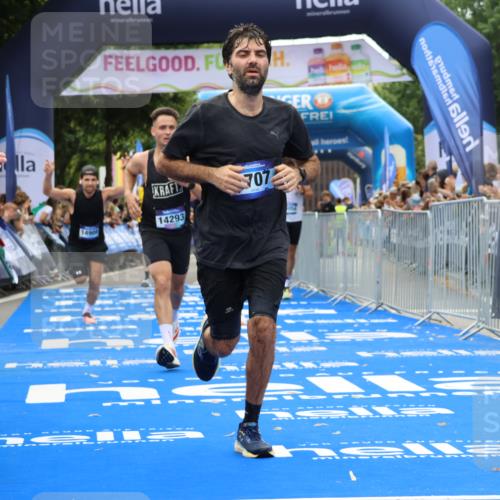 29.06.2025 - hella hamburg halbmarathon Strokosch-Dieckow http://msf.ph/oto/8345399 29.06.2025 10:32:34 Ziel 1707, 1990, 11745, 11877, 12987, 13199, 13961, 14293, 14908, 16619, 17117, 18135, 18562, 18563 meine-sportfotos.de