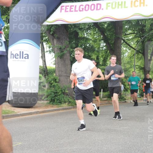 29.06.2025 - hella hamburg halbmarathon KatJ http://msf.ph/oto/8345400 29.06.2025 10:49:30 Zwischen KM18-KM19 1184, 2661, 4511, 5058, 5379, 6142 meine-sportfotos.de