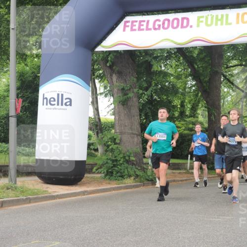 29.06.2025 - hella hamburg halbmarathon KatJ http://msf.ph/oto/8345761 29.06.2025 10:49:33 Zwischen KM18-KM19 1184, 2661, 4511, 6142, 7869 meine-sportfotos.de