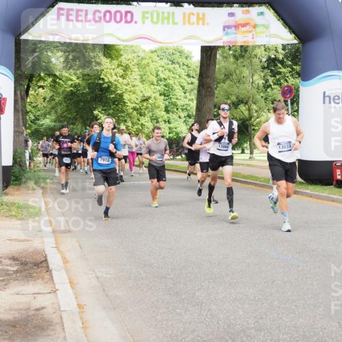 29.06.2025 - hella hamburg halbmarathon MichiJ http://msf.ph/oto/8345923 29.06.2025 10:40:36 Zwischen KM18-KM19 3999, 6877, 7232, 9032, 12490, 13033, 13803, 13865, 16357, 16780, 18487 meine-sportfotos.de