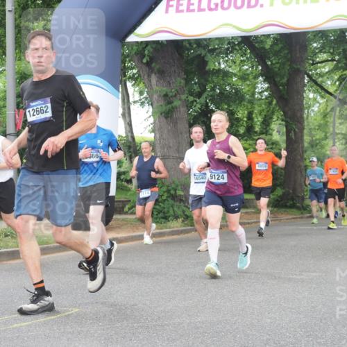 29.06.2025 - hella hamburg halbmarathon KatJ http://msf.ph/oto/8346006 29.06.2025 10:49:37 Zwischen KM18-KM19 1114, 1940, 4511, 4859, 7869 meine-sportfotos.de