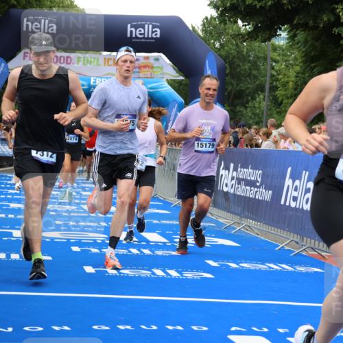 29.06.2025 - hella hamburg halbmarathon Strokosch-Dieckow http://msf.ph/oto/8346009 29.06.2025 10:53:14 Ziel 1683, 2074, 2111, 2354, 4065, 7312, 7383, 8273, 8361, 9142, 11844, 12490, 12875, 15179, 15681, 15838, 16929, 16986, 18134, 18901 meine-sportfotos.de
