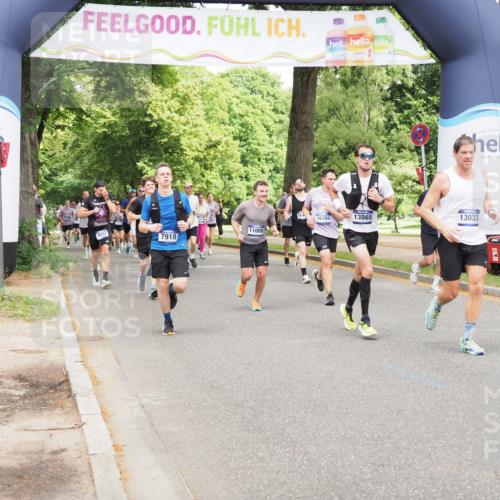29.06.2025 - hella hamburg halbmarathon MichiJ http://msf.ph/oto/8346036 29.06.2025 10:40:36 Zwischen KM18-KM19 3999, 6877, 7232, 9032, 12490, 13033, 13803, 13865, 16357, 16780, 18487 meine-sportfotos.de