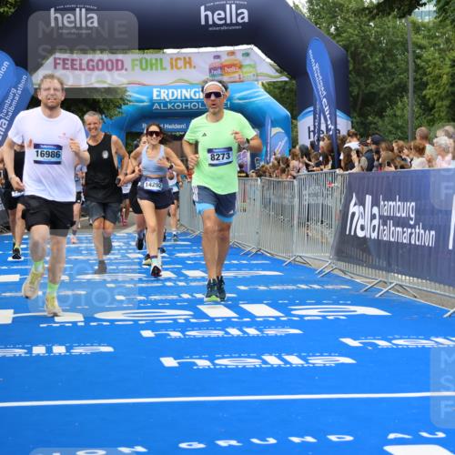 29.06.2025 - hella hamburg halbmarathon Strokosch-Dieckow http://msf.ph/oto/8346321 29.06.2025 10:53:10 Ziel 2074, 2111, 2208, 3059, 3258, 4121, 7312, 7383, 7864, 8273, 8361, 9142, 9537, 12875, 14323, 15179, 16929, 16986, 19208 meine-sportfotos.de
