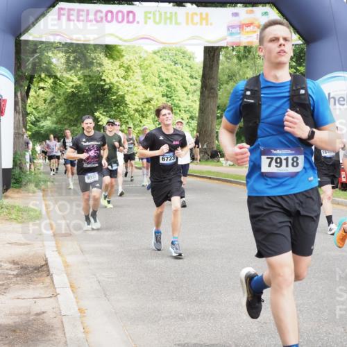 29.06.2025 - hella hamburg halbmarathon MichiJ http://msf.ph/oto/8346392 29.06.2025 10:40:38 Zwischen KM18-KM19 3334, 3999, 6723, 7232, 7918, 9032, 11009, 11333, 12490, 12607, 13033, 13803, 13865, 14239, 16467, 16780, 18487 meine-sportfotos.de