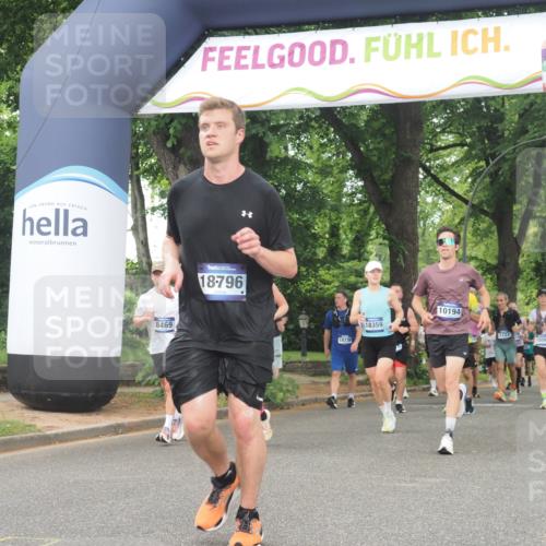 29.06.2025 - hella hamburg halbmarathon KatJ http://msf.ph/oto/8346458 29.06.2025 10:49:43 Zwischen KM18-KM19 1114, 1940, 4859, 6311, 8469 meine-sportfotos.de