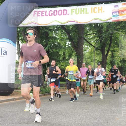 29.06.2025 - hella hamburg halbmarathon KatJ http://msf.ph/oto/8346595 29.06.2025 10:49:45 Zwischen KM18-KM19 1126, 1724, 6311, 8469 meine-sportfotos.de