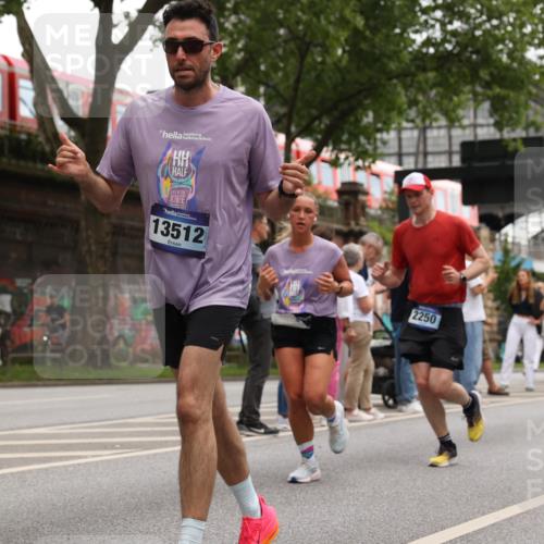 29.06.2025 - hella hamburg halbmarathon Yannick Fuchs http://msf.ph/oto/8346708 29.06.2025 10:52:28 20KM 1319, 1833, 2159, 2250, 2619, 2711, 2996, 3251, 4550, 4767, 5675, 6592, 7659, 7856, 8089, 9230, 9553, 9555, 9835, 10020, 10268, 10319, 10518, 10539, 10703, 11394, 11605, 11808, 11846, 12378, 12495, 12734, 12735, 12809, 12879, 13287, 13512, 13654, 13694, 14355, 14673, 15197, 15527, 16189, 16409, 17531, 17665, 17814, 17839, 17967, 18682, 18727, 18833, 18985, 19002, 19003 meine-sportfotos.de