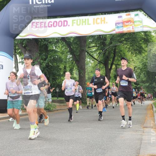 29.06.2025 - hella hamburg halbmarathon KatJ http://msf.ph/oto/8346725 29.06.2025 10:49:48 Zwischen KM18-KM19 1126, 1722, 1724, 4370, 4665, 5734, 6311, 8469 meine-sportfotos.de