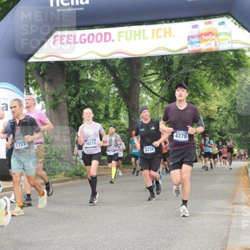 29.06.2025 - hella hamburg halbmarathon KatJ http://msf.ph/oto/8346779 29.06.2025 10:49:48 Zwischen KM18-KM19 1126, 1722, 1724, 4370, 4665, 5734, 6311, 8469 meine-sportfotos.de