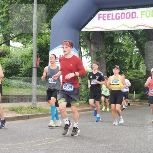 29.06.2025 - hella hamburg halbmarathon KatJ http://msf.ph/oto/8347506 29.06.2025 10:49:58 Zwischen KM18-KM19 1254, 1334, 1464, 1573, 2683, 3001, 3921, 4538, 5384 meine-sportfotos.de