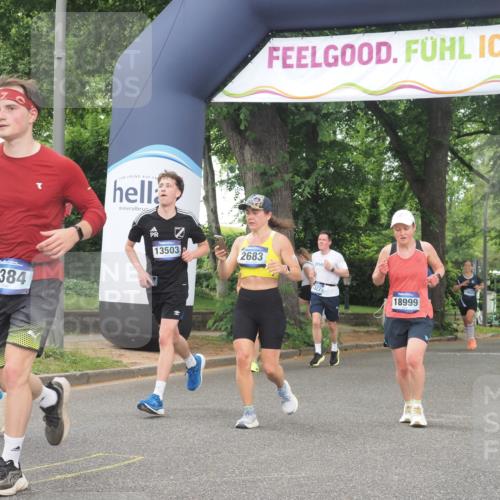 29.06.2025 - hella hamburg halbmarathon KatJ http://msf.ph/oto/8347539 29.06.2025 10:49:58 Zwischen KM18-KM19 1254, 1334, 1464, 1573, 2683, 3001, 3921, 4538, 5384 meine-sportfotos.de