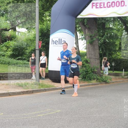 29.06.2025 - hella hamburg halbmarathon KatJ http://msf.ph/oto/8347679 29.06.2025 10:50:02 Zwischen KM18-KM19 1427, 1464, 2683, 3921, 4538, 5384 meine-sportfotos.de