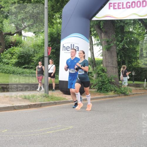 29.06.2025 - hella hamburg halbmarathon KatJ http://msf.ph/oto/8347694 29.06.2025 10:50:02 Zwischen KM18-KM19 1427, 1464, 2683, 3921, 4538, 5384 meine-sportfotos.de