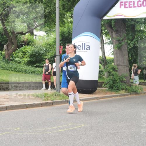 29.06.2025 - hella hamburg halbmarathon KatJ http://msf.ph/oto/8347729 29.06.2025 10:50:02 Zwischen KM18-KM19 1427, 1464, 2683, 3921, 4538, 5384 meine-sportfotos.de