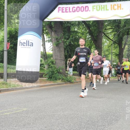 29.06.2025 - hella hamburg halbmarathon KatJ http://msf.ph/oto/8347753 29.06.2025 10:50:04 Zwischen KM18-KM19 1427, 1464, 2683, 7243 meine-sportfotos.de