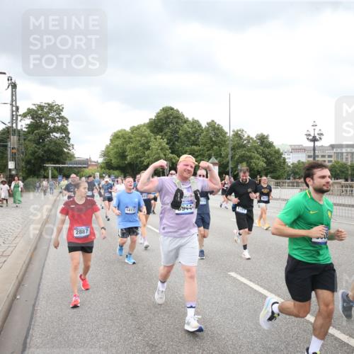29.06.2025 - hella hamburg halbmarathon Jannik Wohlers http://msf.ph/oto/8347958 29.06.2025 10:56:27 Lombardsbrücke 1207, 2932, 3348, 3387, 3418, 3485, 3516, 3517, 4094, 4118, 4568, 4569, 5589, 5911, 5944, 6284, 6348, 6349, 7381, 7416, 7417, 8150, 8197, 9172, 9210, 9402, 9404, 9517, 9902, 9905, 10016, 10138, 10309, 10450, 10632, 11047, 12328, 12345, 12354, 12828, 12993, 13108, 13194, 13273, 13276, 13671, 13801, 13834, 14117, 14472, 14711, 15215, 15630, 15748, 15823 meine-sportfotos.de