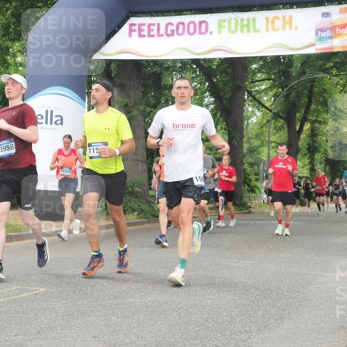 29.06.2025 - hella hamburg halbmarathon KatJ http://msf.ph/oto/8348143 29.06.2025 10:50:08 Zwischen KM18-KM19 1427, 7243 meine-sportfotos.de