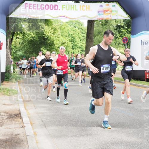 29.06.2025 - hella hamburg halbmarathon MichiJ http://msf.ph/oto/8348609 29.06.2025 10:40:54 Zwischen KM18-KM19 1502, 2058, 2099, 2884, 3103, 4189, 4299, 4938, 6762, 6994, 7147, 7478, 9537, 9791, 11430, 13327, 14323, 15146, 15179, 15879, 15946, 16623, 16750, 17348, 18143, 18666 meine-sportfotos.de
