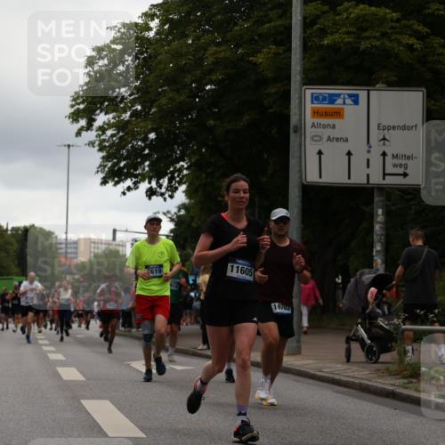 29.06.2025 - hella hamburg halbmarathon Yannick Fuchs http://msf.ph/oto/8348645 29.06.2025 10:52:34 20KM 1319, 1833, 2159, 2250, 2619, 2711, 2996, 4550, 4767, 5675, 6860, 7659, 7856, 8089, 8392, 9156, 9353, 9553, 9555, 9835, 10020, 10268, 10319, 10518, 10539, 10703, 10915, 11394, 11605, 11808, 11846, 12495, 12734, 12735, 12809, 13287, 13512, 13654, 13694, 14355, 14673, 15197, 16189, 16206, 16409, 16922, 16924, 17531, 17665, 17782, 17810, 17814, 17839, 17852, 17931, 17967, 18556, 18682, 18727, 18730, 18833, 18985, 19002, 19003 meine-sportfotos.de