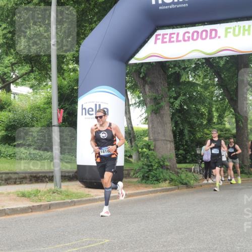 29.06.2025 - hella hamburg halbmarathon KatJ http://msf.ph/oto/8348823 29.06.2025 10:20:47 Zwischen KM18-KM19  meine-sportfotos.de