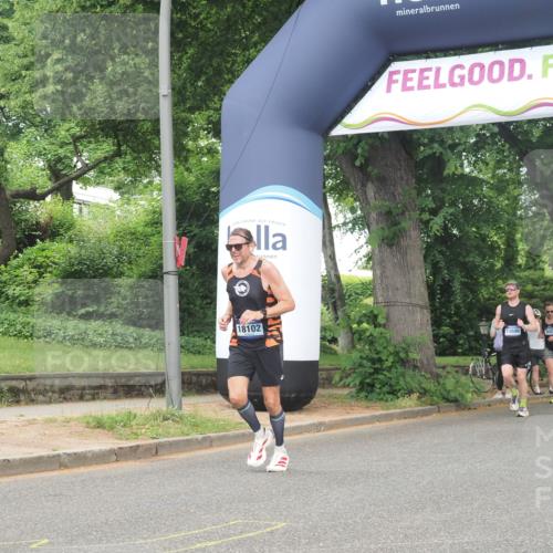 29.06.2025 - hella hamburg halbmarathon KatJ http://msf.ph/oto/8348839 29.06.2025 10:20:47 Zwischen KM18-KM19  meine-sportfotos.de