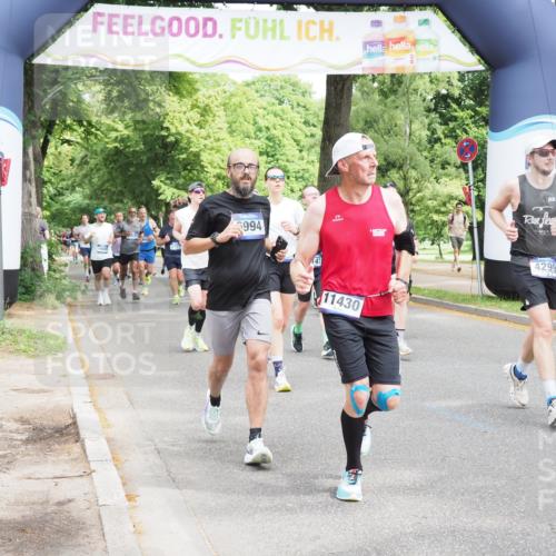 29.06.2025 - hella hamburg halbmarathon MichiJ http://msf.ph/oto/8348850 29.06.2025 10:40:55 Zwischen KM18-KM19 1502, 2099, 2884, 3103, 3310, 4189, 4299, 4938, 6762, 6994, 7147, 7478, 9537, 9791, 11430, 11992, 13327, 14323, 15146, 15179, 15946, 16623, 16750, 17348, 18143 meine-sportfotos.de
