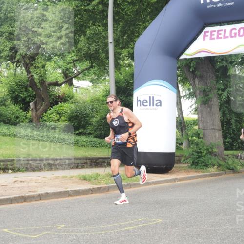 29.06.2025 - hella hamburg halbmarathon KatJ http://msf.ph/oto/8348880 29.06.2025 10:20:48 Zwischen KM18-KM19  meine-sportfotos.de