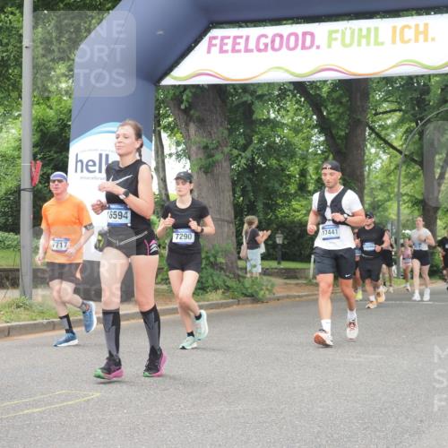29.06.2025 - hella hamburg halbmarathon KatJ http://msf.ph/oto/8348888 29.06.2025 10:50:19 Zwischen KM18-KM19 2424, 2685, 7290, 7453, 7717 meine-sportfotos.de