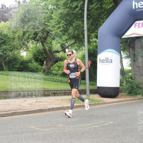 29.06.2025 - hella hamburg halbmarathon KatJ http://msf.ph/oto/8348916 29.06.2025 10:20:48 Zwischen KM18-KM19  meine-sportfotos.de