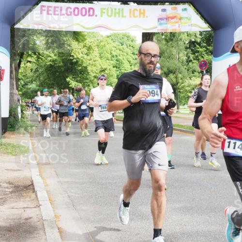 29.06.2025 - hella hamburg halbmarathon MichiJ http://msf.ph/oto/8348965 29.06.2025 10:40:56 Zwischen KM18-KM19 1502, 2070, 2099, 2884, 3103, 3310, 4189, 4299, 4938, 6762, 6994, 7147, 7478, 9537, 9791, 11430, 11992, 13327, 13997, 14323, 15146, 15179, 15946, 16623, 16750, 17348, 18143 meine-sportfotos.de