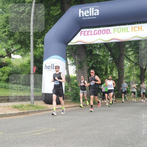 29.06.2025 - hella hamburg halbmarathon KatJ http://msf.ph/oto/8349010 29.06.2025 10:20:49 Zwischen KM18-KM19  meine-sportfotos.de