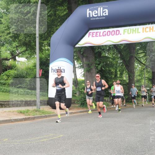 29.06.2025 - hella hamburg halbmarathon KatJ http://msf.ph/oto/8349030 29.06.2025 10:20:50 Zwischen KM18-KM19  meine-sportfotos.de
