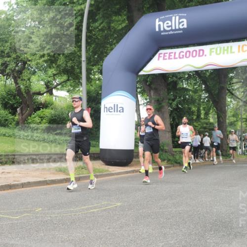 29.06.2025 - hella hamburg halbmarathon KatJ http://msf.ph/oto/8349118 29.06.2025 10:20:50 Zwischen KM18-KM19  meine-sportfotos.de