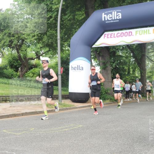 29.06.2025 - hella hamburg halbmarathon KatJ http://msf.ph/oto/8349134 29.06.2025 10:20:50 Zwischen KM18-KM19  meine-sportfotos.de
