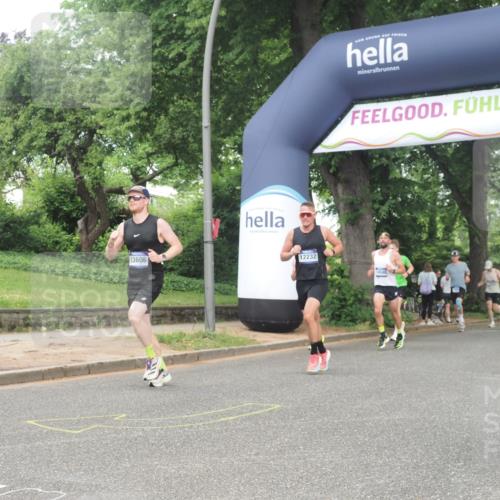 29.06.2025 - hella hamburg halbmarathon KatJ http://msf.ph/oto/8349153 29.06.2025 10:20:50 Zwischen KM18-KM19  meine-sportfotos.de