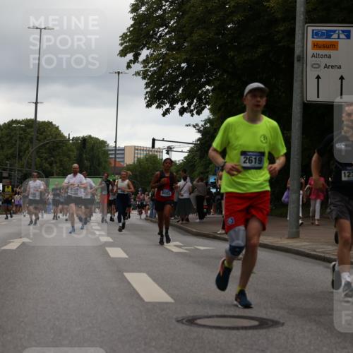 29.06.2025 - hella hamburg halbmarathon Yannick Fuchs http://msf.ph/oto/8349190 29.06.2025 10:52:36 20KM 1319, 1833, 1946, 1951, 2027, 2159, 2250, 2619, 2711, 2996, 4550, 4767, 5084, 5675, 6860, 7659, 7856, 8089, 8392, 9156, 9353, 9553, 9555, 9835, 10020, 10268, 10319, 10518, 10539, 10703, 10915, 11605, 11808, 11846, 12495, 12734, 12735, 12809, 13287, 13512, 13654, 13694, 14355, 14673, 15197, 16189, 16206, 16409, 16922, 16924, 17531, 17665, 17782, 17810, 17814, 17839, 17852, 17931, 17967, 18556, 18682, 18727, 18730, 18833, 18985, 19002, 19003 meine-sportfotos.de